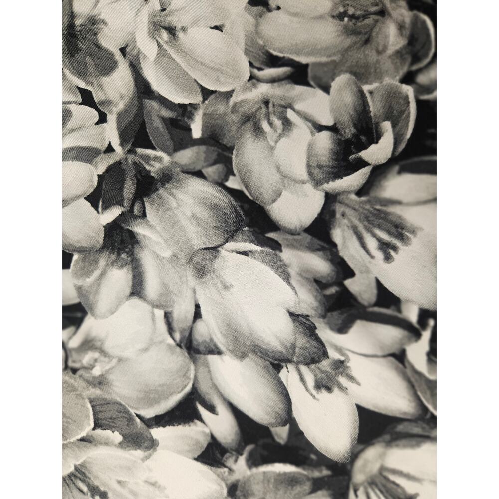 Michael Kors Black White Floral Handkerchief Skirt Sz SM Stretchy Asymmetrical - Picture 5 of 7